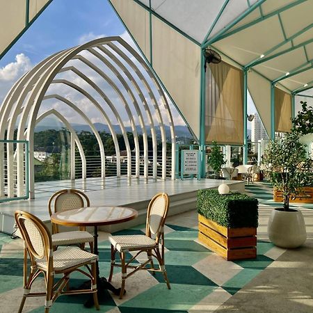 Hemangini Hotel Бандунг Екстер'єр фото