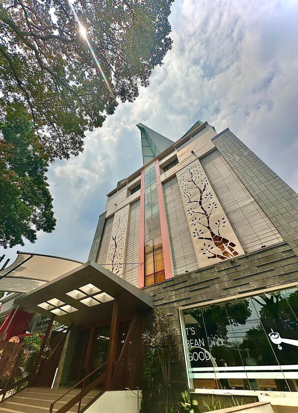 Hemangini Hotel Бандунг Екстер'єр фото