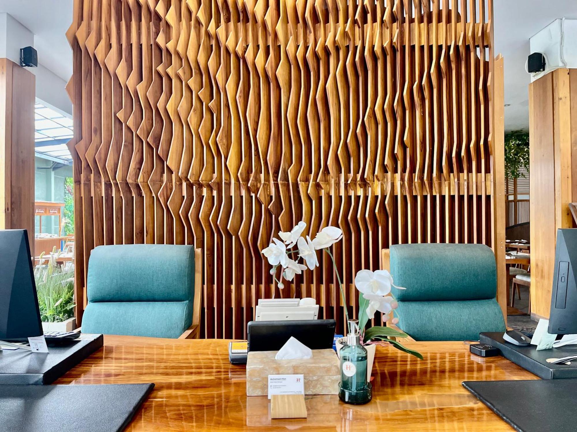 Hemangini Hotel Бандунг Екстер'єр фото