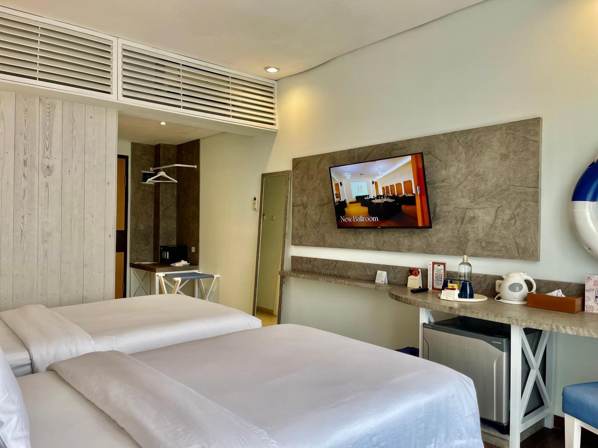 Hemangini Hotel Бандунг Екстер'єр фото