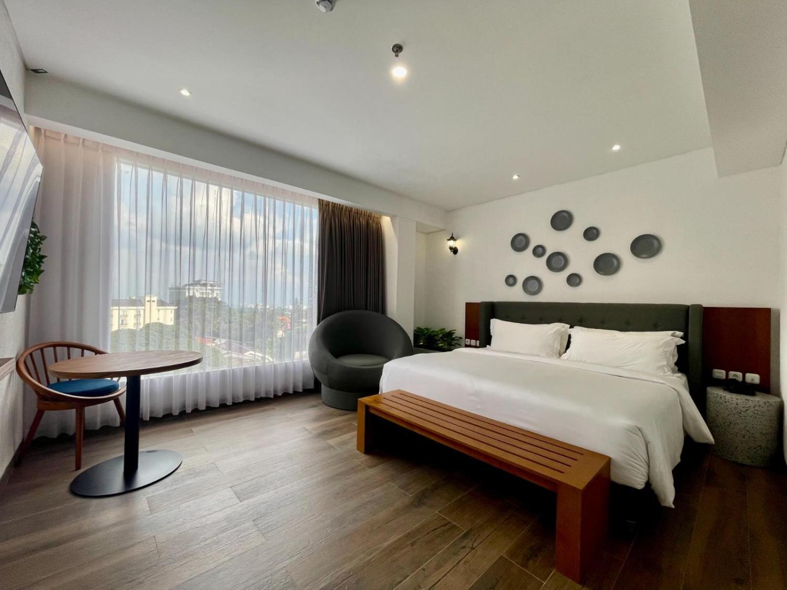 Hemangini Hotel Бандунг Екстер'єр фото